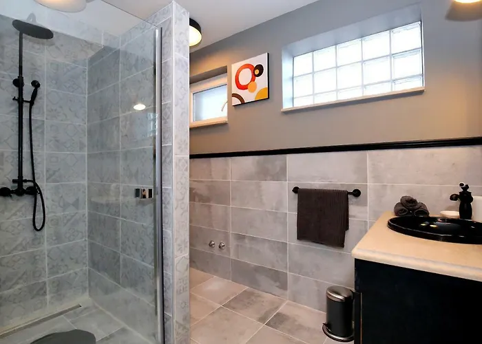 Lara Apartmán
